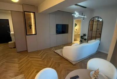 Apartament cu 2 camere semidecomandat în Central
