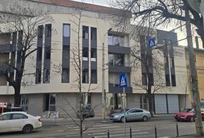 Spațiu comercial, de 500 mp, în Ferdinand
