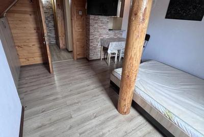Garsonieră decomandată în Central