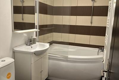 Apartament cu 3 camere în Central - 11