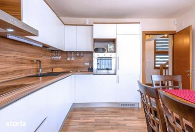 Casă cu 6 camere cu Teren 461 Mp în Central - 17