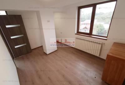 Casă individuală cu 15 camere decomandat cu Canalizare în Colentina - 28