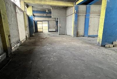 Spațiu comercial, de 590 mp, în Central - 5