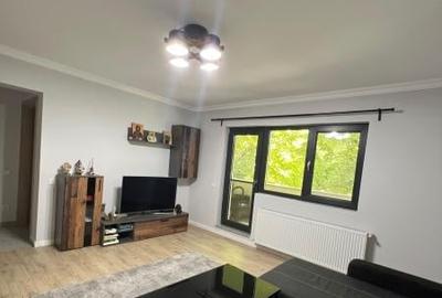 Apartament cu 2 camere decomandat, mobilat în Dacia