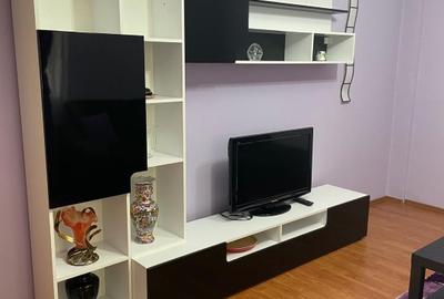 Apartament cu 2 camere decomandat în Colentina