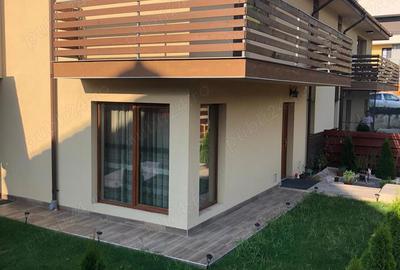 Casă cu Teren 450 Mp în Central - 1