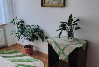 Apartament cu 3 camere decomandat în Central - 14
