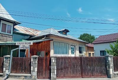 Casă cu 6 camere cu Teren 20 Mp în Breaza de Sus - 2