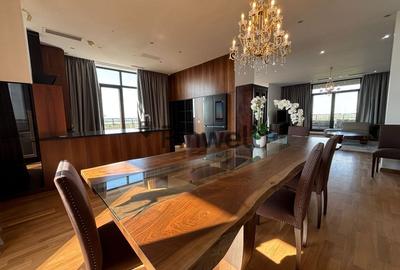 Apartament cu 4 camere decomandat, mobilat în Băneasa