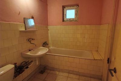 Apartament cu 2 camere în Rovinari - 4