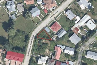 Teren de 168 mp, în Central - 1