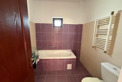 Apartament cu 2 camere decomandat în Sud