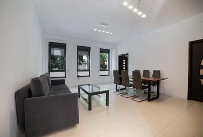 Apartament cu 2 camere semidecomandat, mobilat în Turda