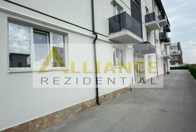 Apartament cu 3 camere decomandat în Sud