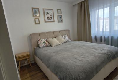Apartament cu 4 camere decomandat în Central - 3