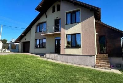Casă cu Teren 761 Mp în Trivale