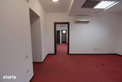 Spațiu comercial, de 137.9 mp, în Andrei Mureșanu - 1