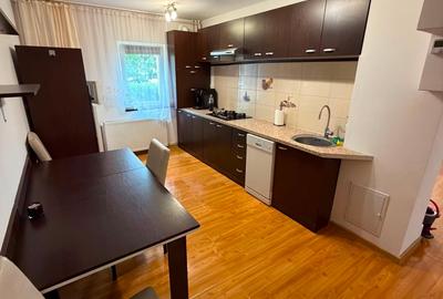 Apartament cu 3 camere decomandat în Griviței - 1