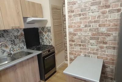 Garsonieră decomandată în Sebastian