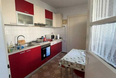 Casă cu 4 camere cu Teren 125 Mp în Dâmbul Rotund