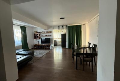 Apartament cu 3 camere decomandat în Sud - 4