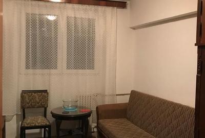 Apartament cu 3 camere decomandat în Doamna Ghica