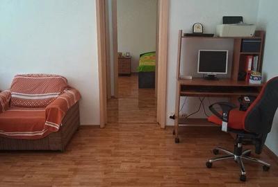 Apartament cu 2 camere semidecomandat în Baba Novac