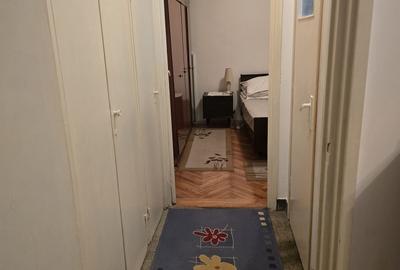 Apartament cu 3 camere decomandat în Mihai Bravu