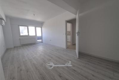 Apartament cu 2 camere decomandat în Galata