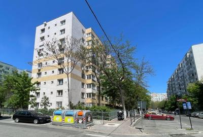 Apartament cu 3 camere decomandat în 1 Decembrie 1918 - 19