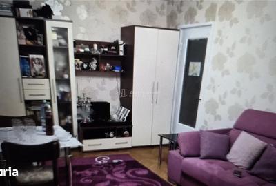 Apartament cu 4 camere decomandat în Bordei - 3