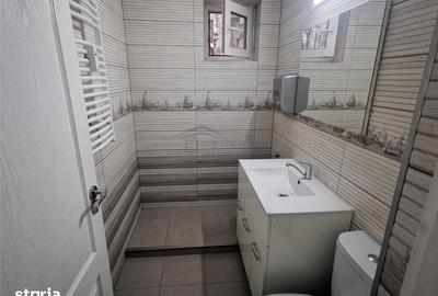 Spațiu comercial, de 45 mp, în Central