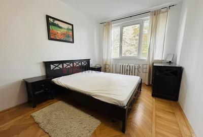 Apartament cu 3 camere semidecomandat, mobilat în Grivița