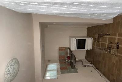 Casă cu 3 camere cu Teren 70 Mp în Palas