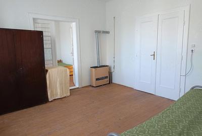 Casă cu 3 camere cu Teren 765 Mp în Grădiște