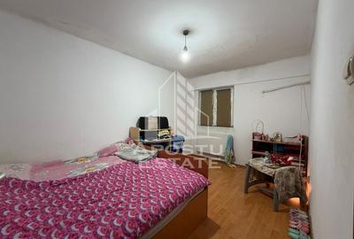 Apartament cu 4 camere decomandat, mobilat în Girocului - 1
