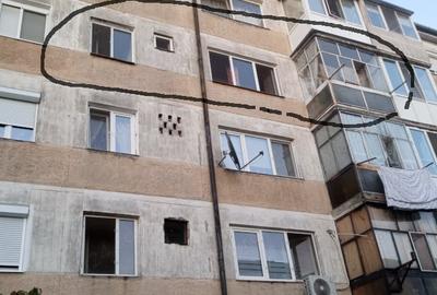 Apartament cu 2 camere semidecomandat în Dâmbovița