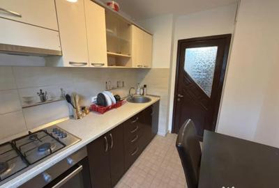 Apartament cu 3 camere decomandat în Republicii - 12