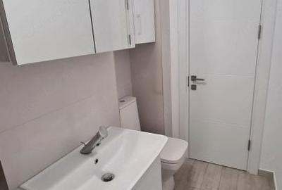 Garsonieră decomandată în Vitan