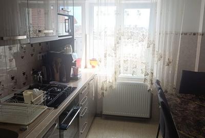 Apartament cu 4 camere decomandat în Cetate - 3