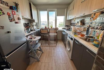 Apartament cu 3 camere decomandat în Alexandru cel Bun