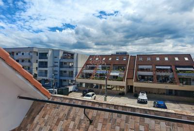 Apartament cu 3 camere semidecomandat, mobilat în Central - 21