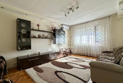 Apartament cu 3 camere decomandat în Soarelui