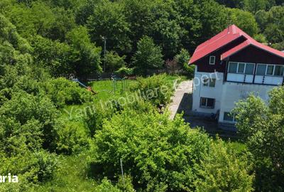 Casă cu 7 camere cu Teren 1340 Mp în Curtea de Argeș