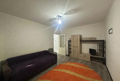 Apartament cu 2 camere decomandat în Malu Roșu