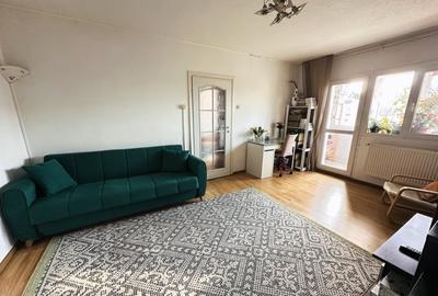 Apartament cu 4 camere decomandat în Militari