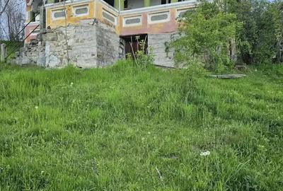 Teren de 949 mp, în Sălătrucel - 2
