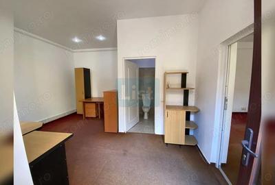 Spațiu comercial, de 58 mp, în Central - 2