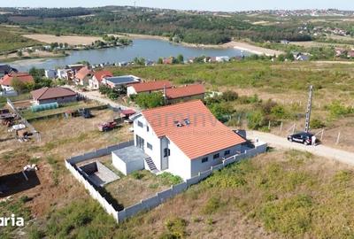 Casă cu 6 camere cu Teren 505 Mp în Central