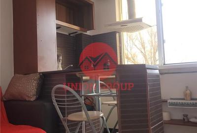 Apartament cu 2 camere în Far - 1